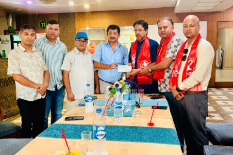 झापा गोल्डकपलाई अन्तर्राष्ट्रिय झापाली समाजले दियाे ४ लाख, आगामी सहकार्यबारे छलफल